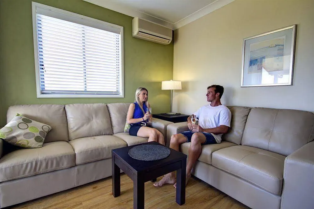Seacove Resort Coolum Beach 4*,